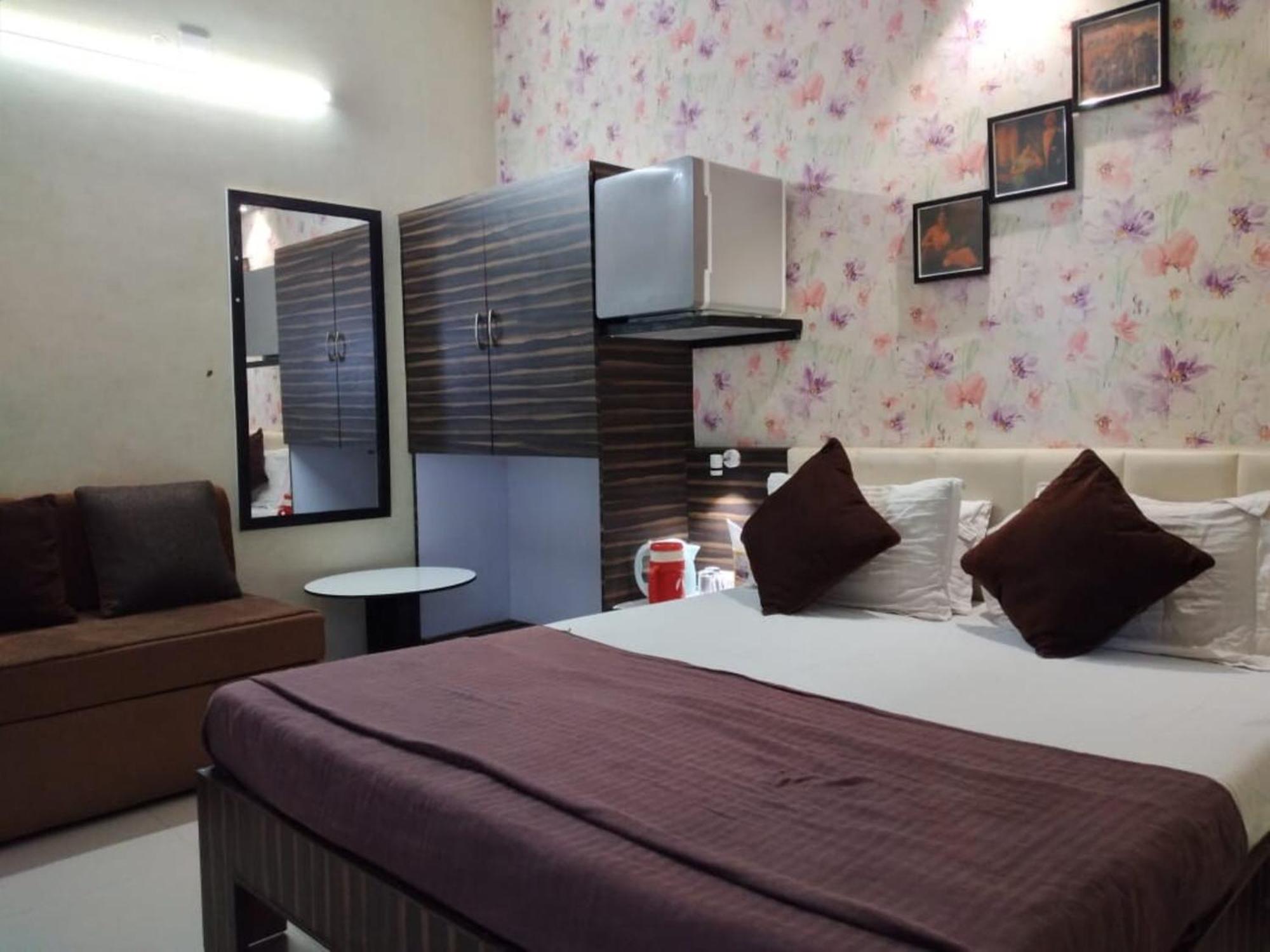 Hotel Chatako Ahmedabad Luaran gambar