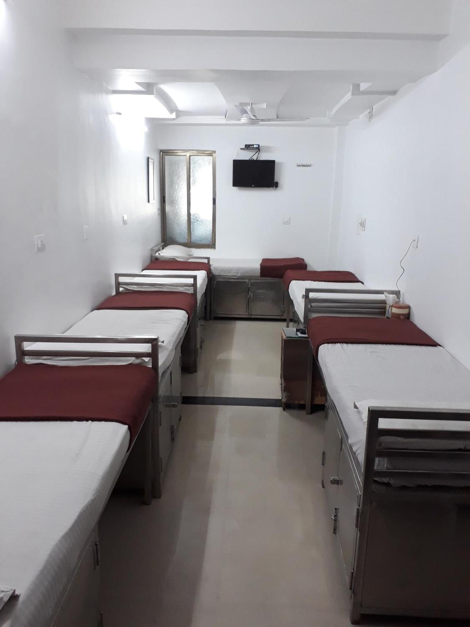 Hotel Chatako Ahmedabad Luaran gambar