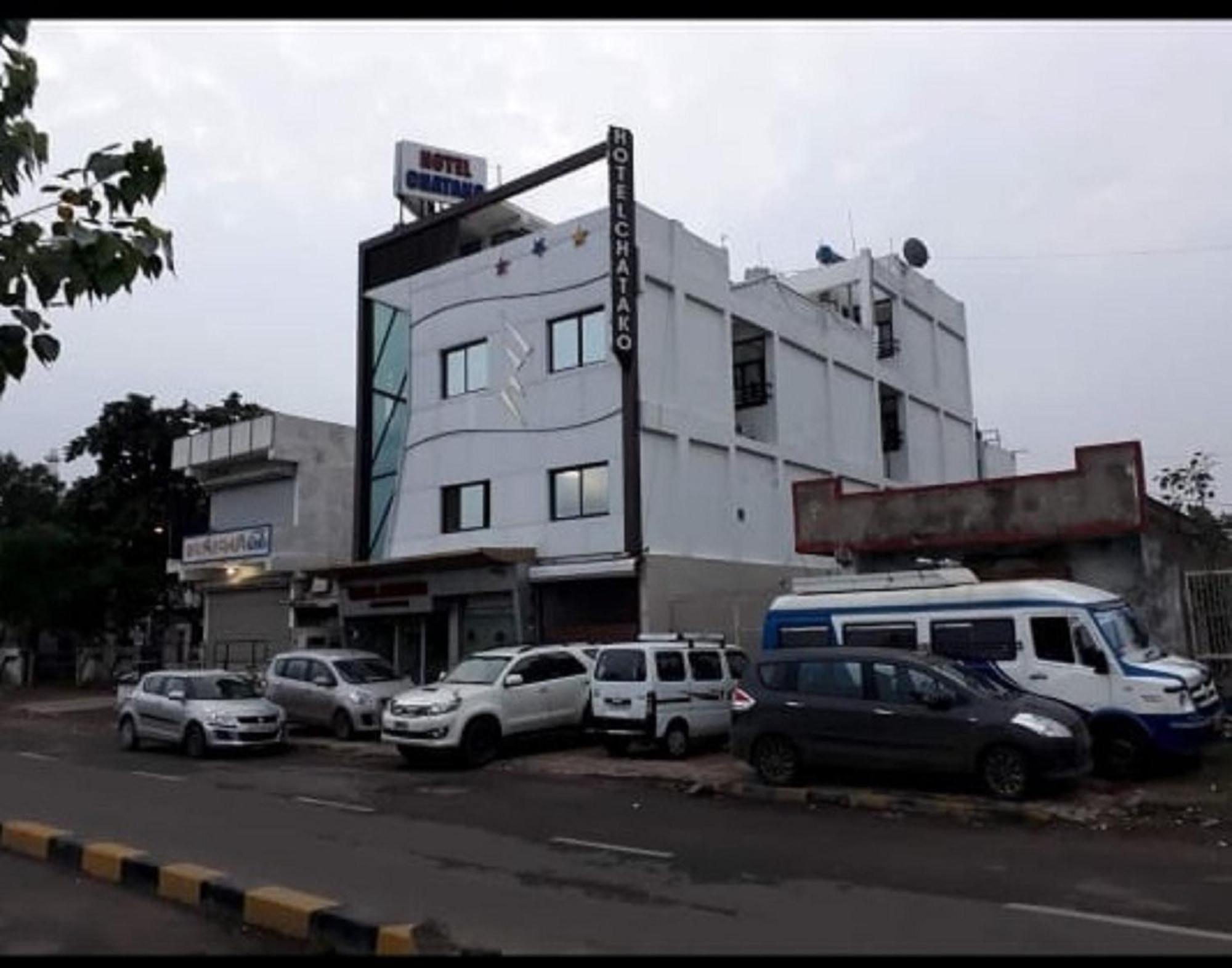 Hotel Chatako Ahmedabad Luaran gambar